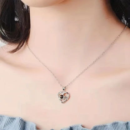 Projection Necklace with Luxury Rose
