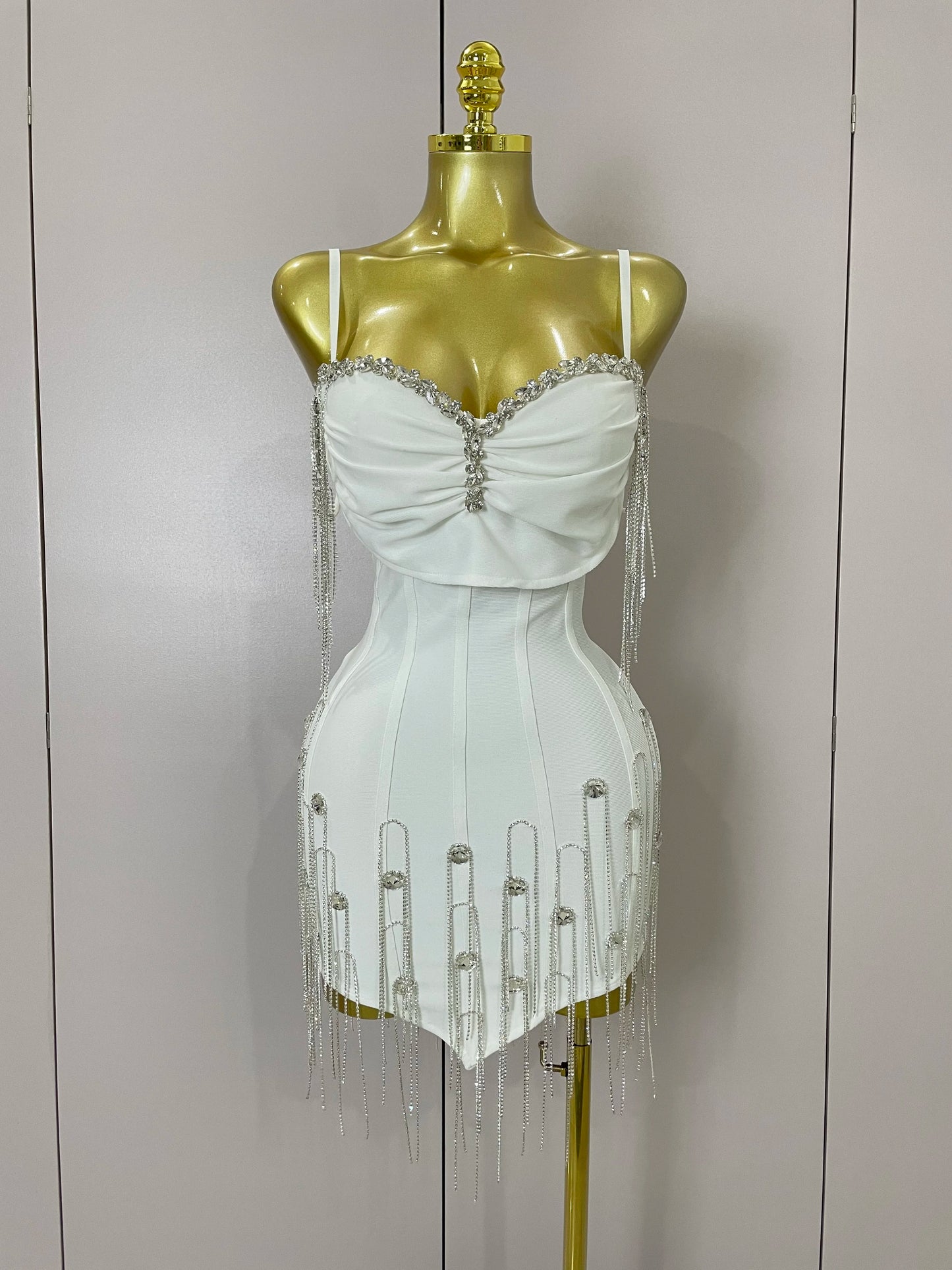 Women's V-Neck Spaghetti Strap Floral Applique Camisole Bodycon Mini Dress