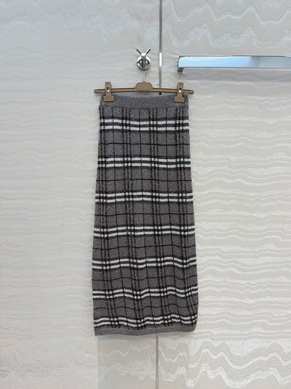 Women’s Vintage Plaid Knit 2-Piece Sweater & Long Skirt Set