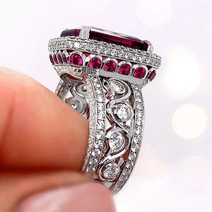 Huitan Temperament Ring with Shiny Gorgeous Cubic Zirconias