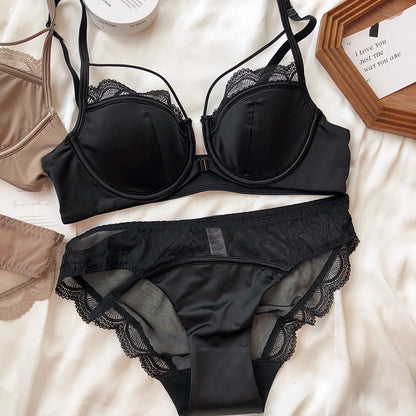 Women's Delicate Floral Lace Unlined Push-Up Bra Set