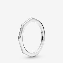 Authentic Designer Style Uniquie Engagement Ring